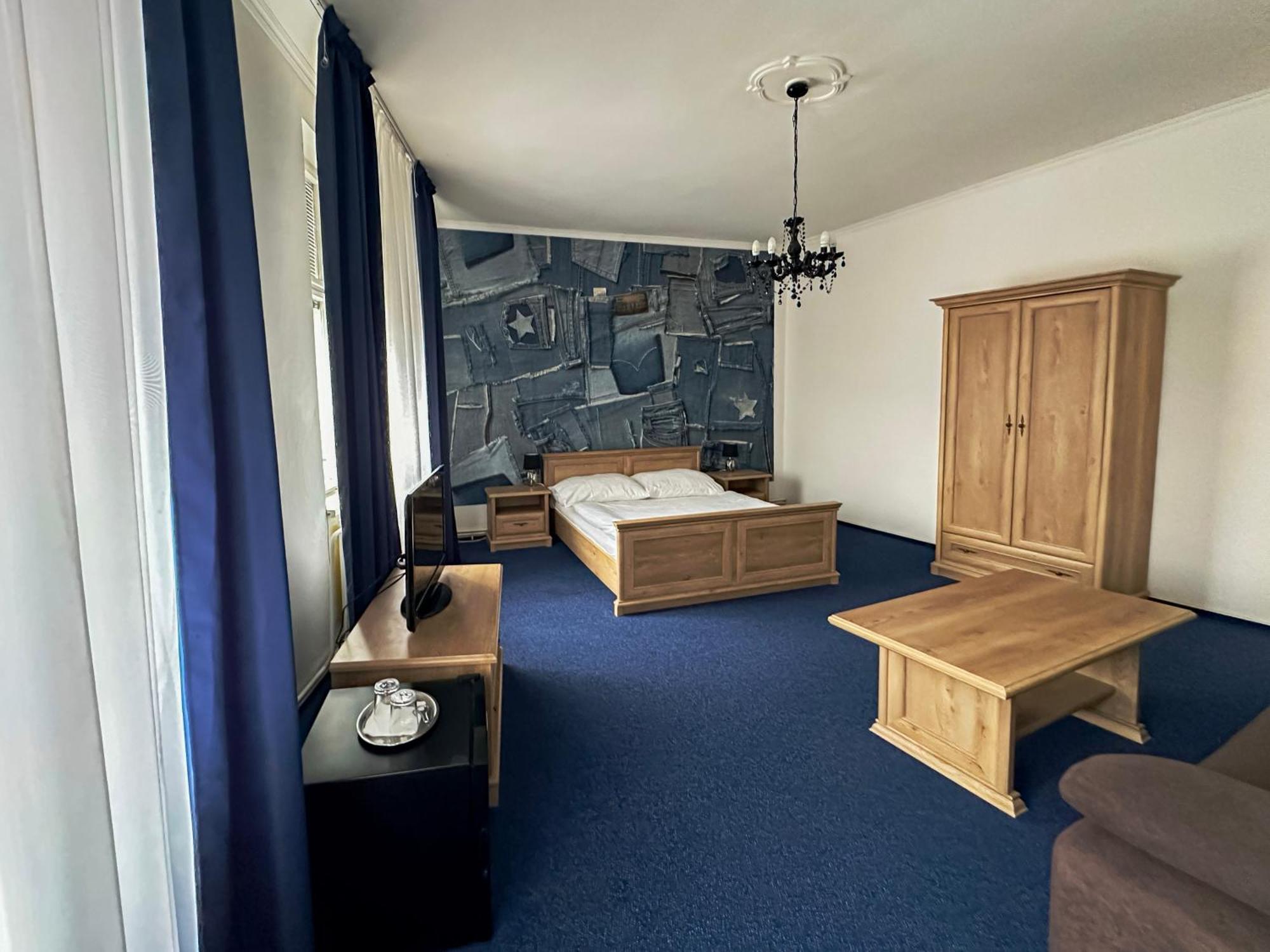 הרניצה Hotel Ruzek מראה חיצוני תמונה